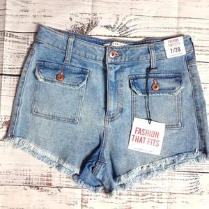 NWT Celebrity Pink Size 7 Denim Shorts
